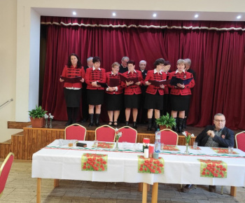 Aktuality / Spomienková slávnosť s kladením vencov na miestnom cintoríne – 16. marca - foto