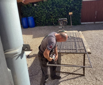 Aktuality / Obnova kovanej kostolnej brány a plotu v Krásnohorskom Podhradí - foto