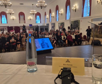Aktuality / Delegácia našej obce na medzinárodnej konferencii o grófovi Júliusovi Andrássym ml. - foto