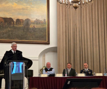 Aktuality / Delegácia našej obce na medzinárodnej konferencii o grófovi Júliusovi Andrássym ml. - foto