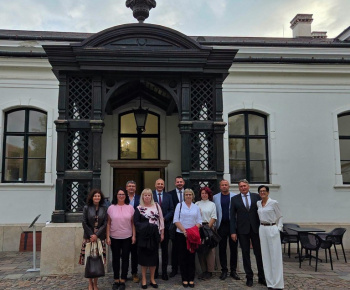 Aktuality / Delegácia našej obce na medzinárodnej konferencii o grófovi Júliusovi Andrássym ml. - foto