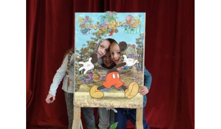 Tradičné veľkonočné tvorivé dielne po štvrtýkrát: kultúrny dom ožil farbami aj vôňou palaciniek